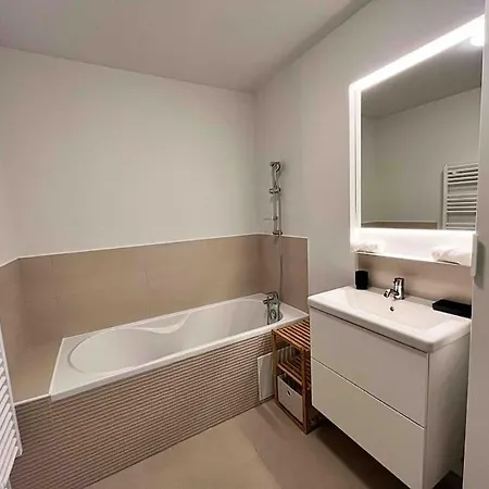 度假居 La Maison Bleue, Jardin & 300m 敦刻尔克