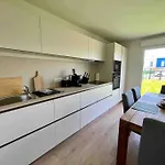 La Maison Bleue, Jardin & 300m 펜션