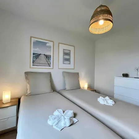 La Maison Bleue, Jardin & 300m 펜션