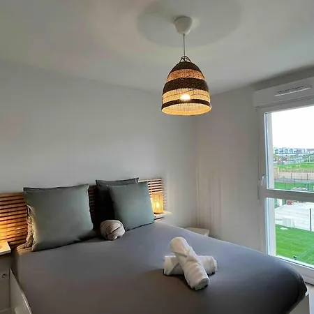 펜션 La Maison Bleue, Jardin & 300m